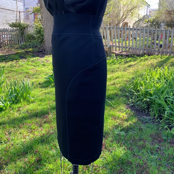 Wolford Black Knit Pencil Skirt - Picture 6 of 11